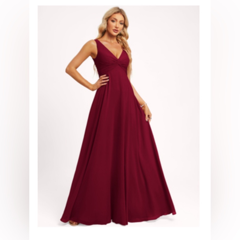 US Size 6 Burgundy Bridesmaid Dress. Worn for only 4 hours. Like-new condition